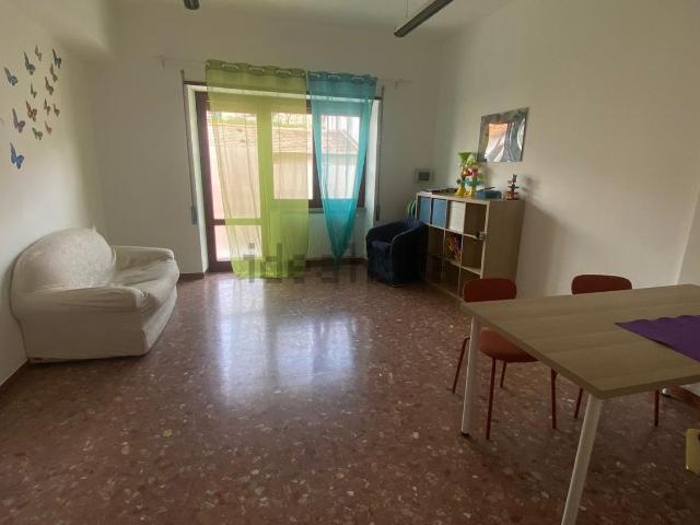 Ufficio in affitto di 90 m² in Via XXIV Maggio