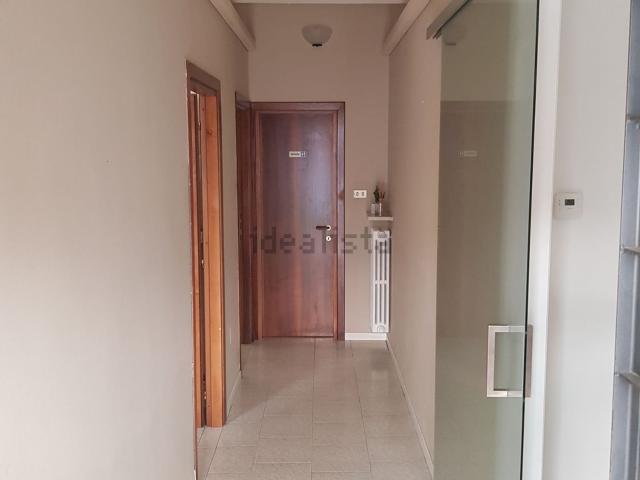 Ufficio in affitto di 90 m² in Vicolo Padri, 5
