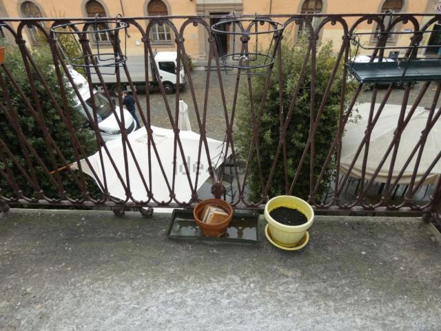 Ufficio in affitto di 90 m² in Piazza San Francesco