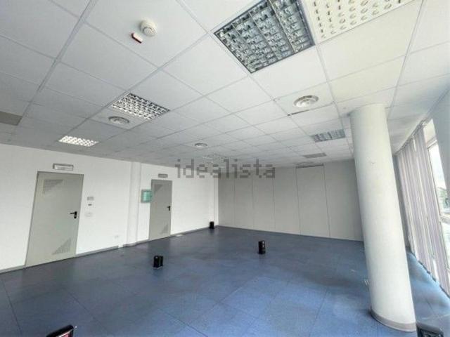 Ufficio in affitto di 92 m² in Via Carlo Panseri
