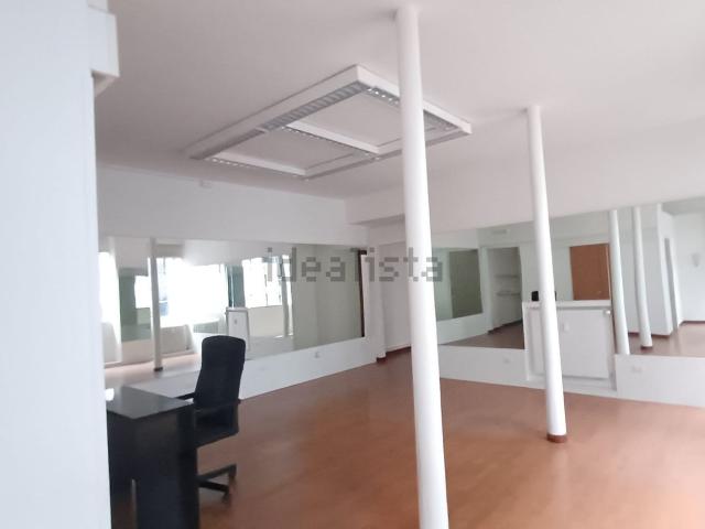 Ufficio in affitto di 95 m² in Via dei Gautieri, 3