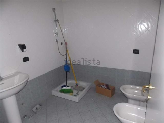 Ufficio in affitto di 95 m² in Via Zenone, 5