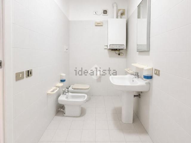 Ufficio in affitto di 96 m² in Corso Giuseppe Garibaldi, 29