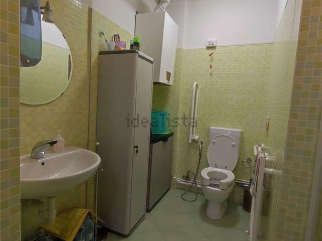 Ufficio in affitto di 97 m² in Via Duca D&apos Aosta, 50