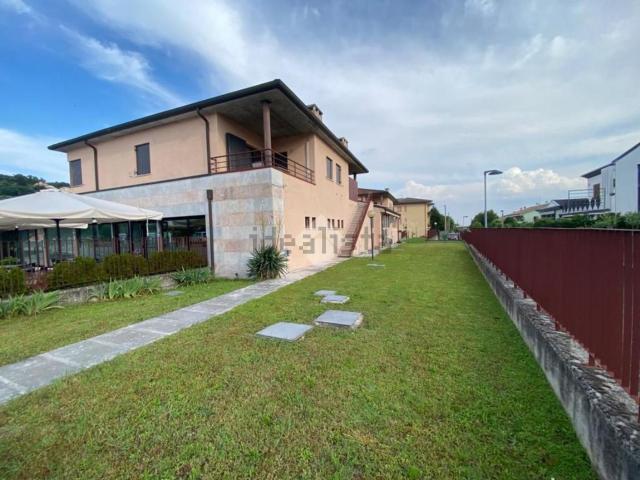 Ufficio in affitto di 99 m² in Via Giannantonio Campostrini
