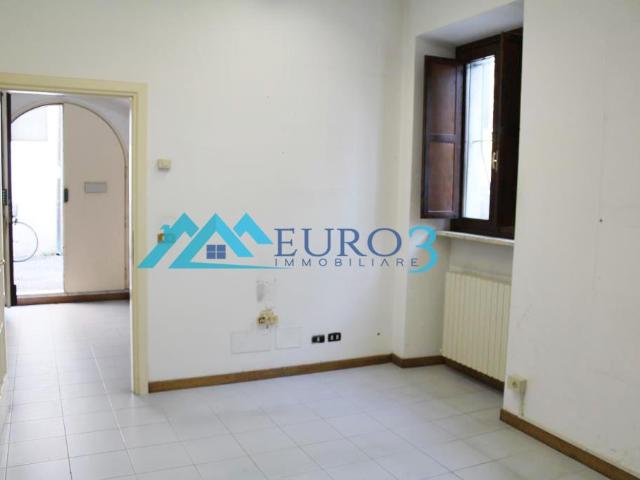 Ufficio in affitto in via san germano n.2, Ascoli Piceno