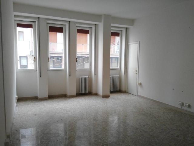 Ufficio in vendita a Terni