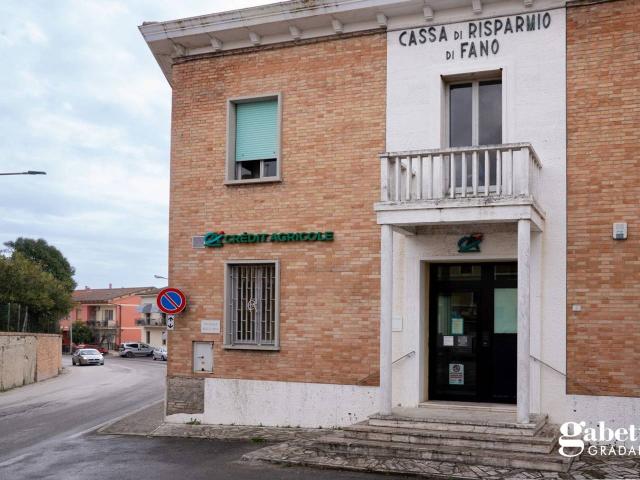 Ufficio in vendita a Terre Roveresche