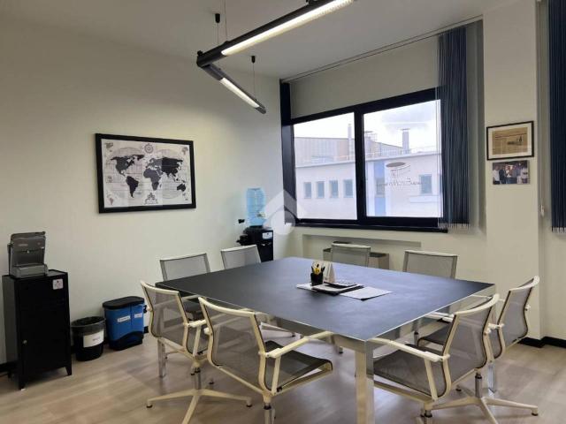 Ufficio in vendita a Verona
