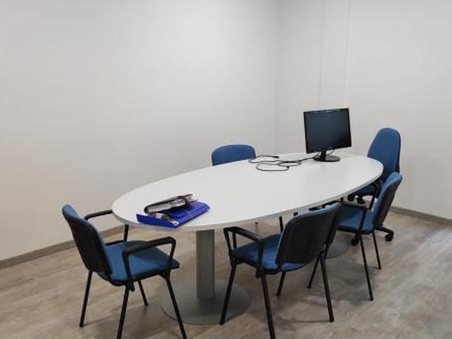 Ufficio in vendita a Voghera