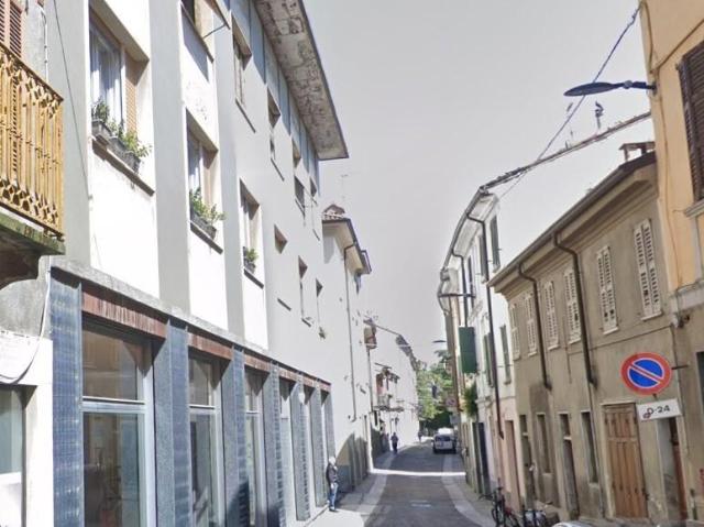 Ufficio in vendita a Voghera