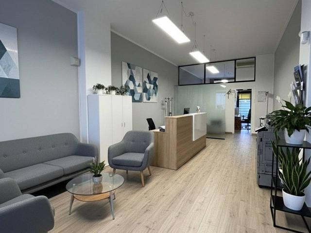 Ufficio in vendita a Abano Terme