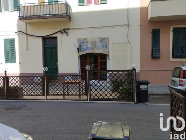 Esercizio commerciale in vendita a Alghero
