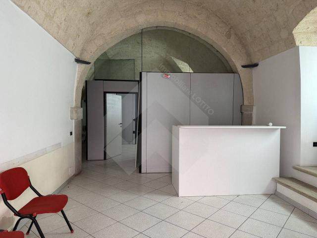 Ufficio in vendita a Andria