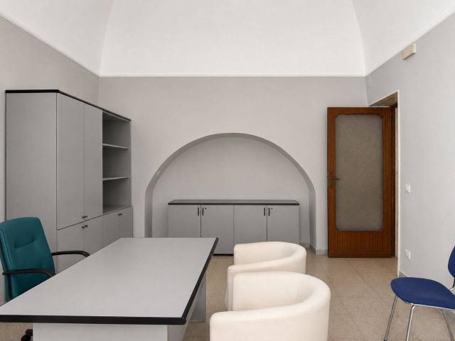 Ufficio in vendita a Andria