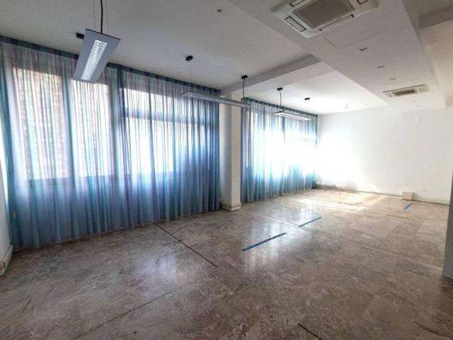 Ufficio in vendita a Ascoli Piceno
