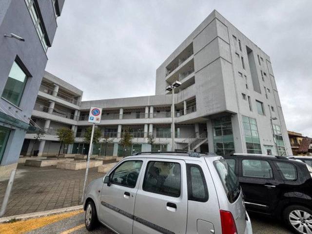 Ufficio in vendita a Avezzano