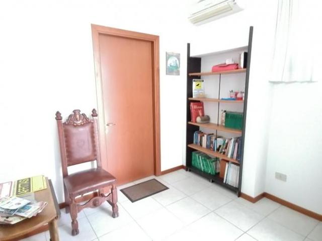 Ufficio in vendita a Avenza Carrara 80 mq Rif: 1356182