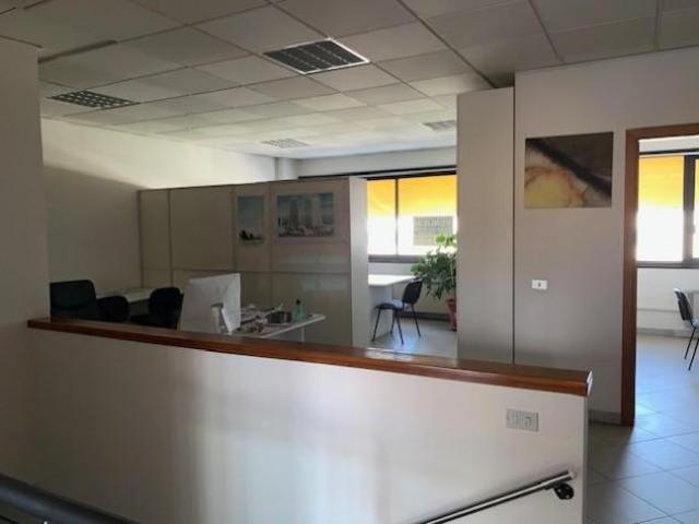 Ufficio in vendita a Avenza Carrara 110 mq Rif: 1397274