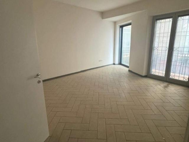 Ufficio in vendita a Aversa