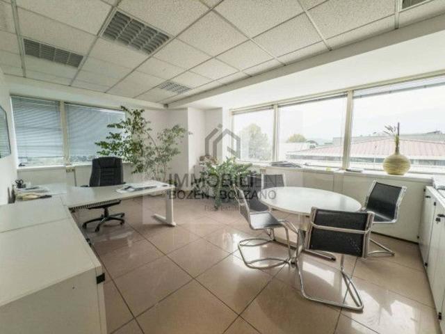 Ufficio in vendita a Bolzano