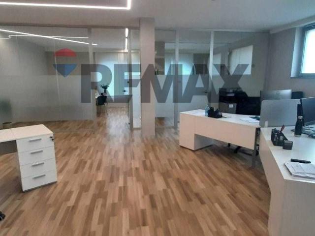 Ufficio in vendita a Busto Arsizio