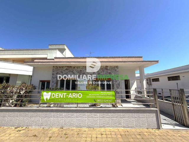 Ufficio in vendita a Campi Salentina