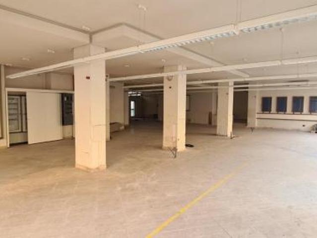 Ufficio in vendita a Carrara 470 mq Rif: 1258340