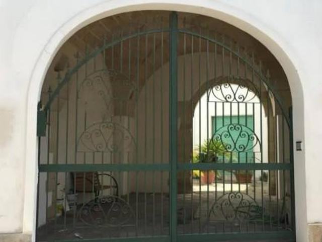 Ufficio in vendita a Castri Di Lecce