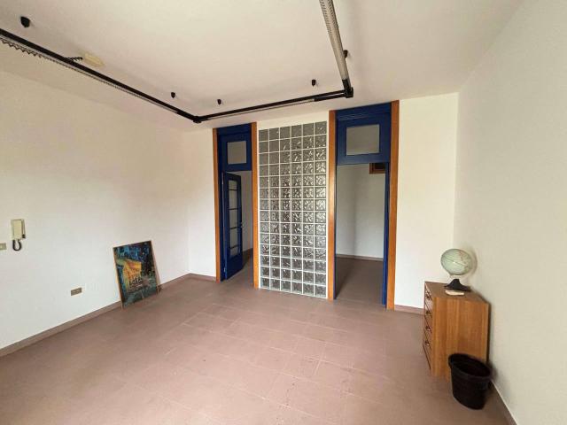 Ufficio in vendita a Casarano