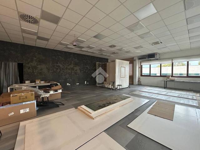 Ufficio in vendita a Cervia