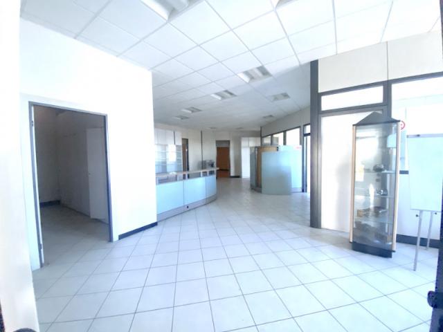 Ufficio in Vendita a Cesena