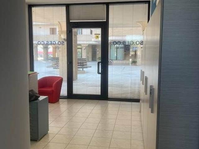 Ufficio in vendita a Civitanova Marche