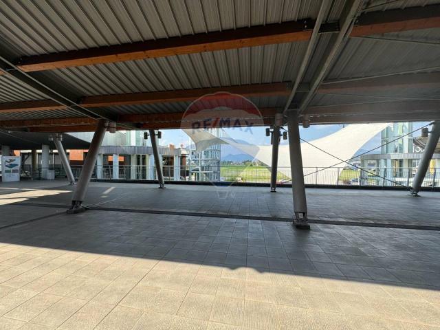 Ufficio in vendita a Curno