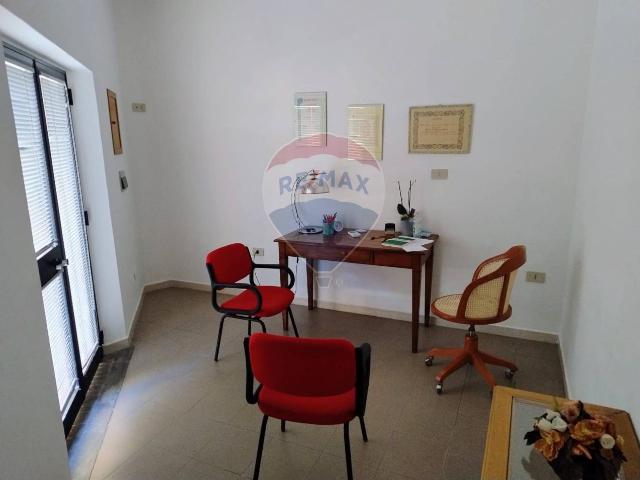 Ufficio in vendita a Fabriano