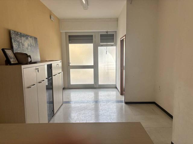 Ufficio in vendita a Figline e Incisa Valdarno