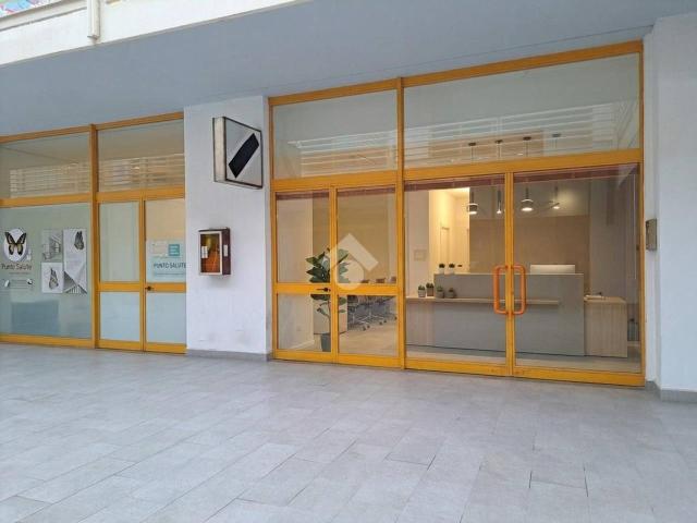 Ufficio in vendita a Follonica