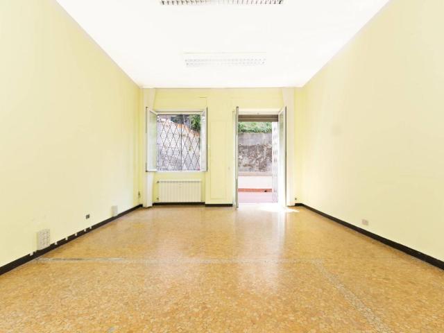 Ufficio in vendita a Genova