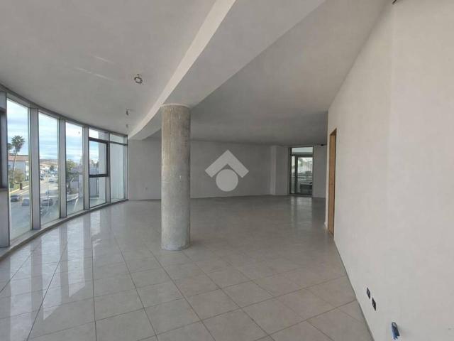 Ufficio in vendita a Giulianova