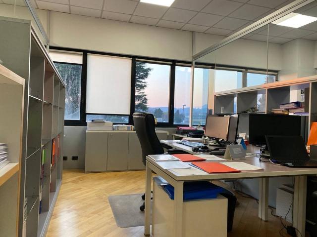 Ufficio in vendita a Grandate