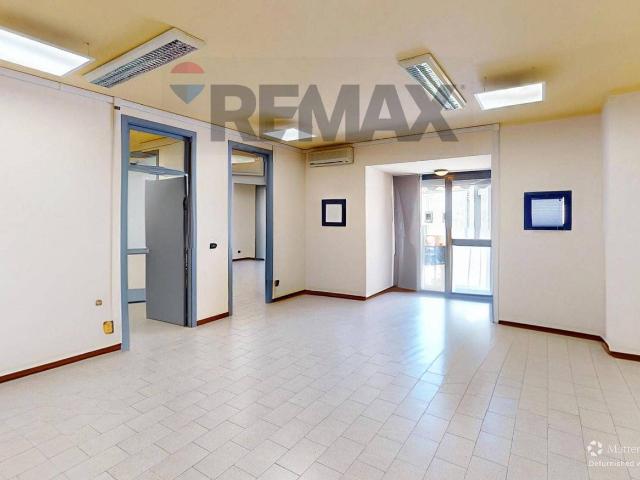 Ufficio in vendita a Gualdo Tadino