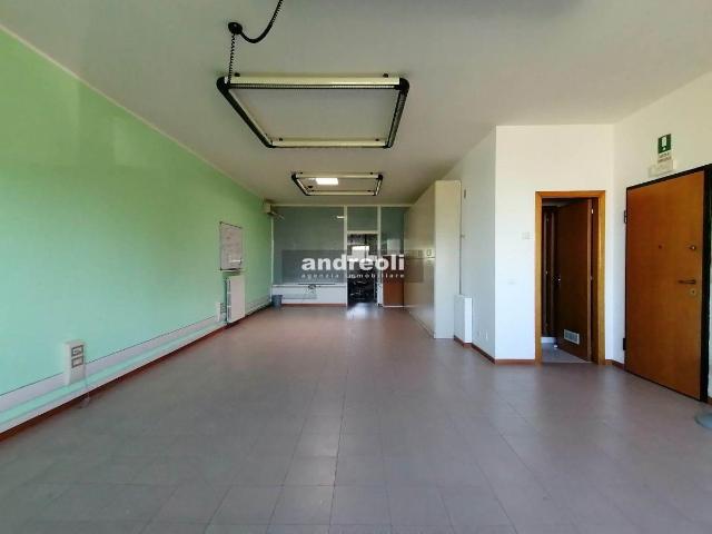 Ufficio in vendita a Jesi