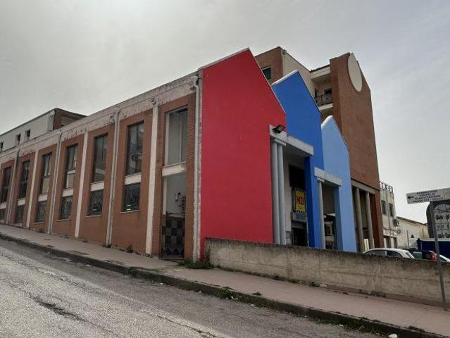 Ufficio in vendita a Larino