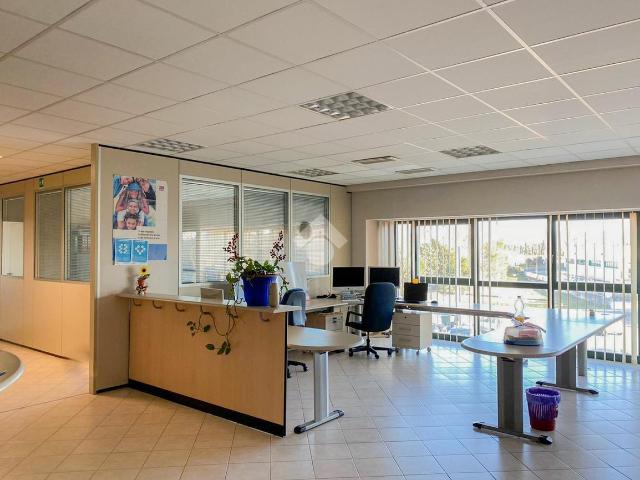 Ufficio in vendita a Manerbio