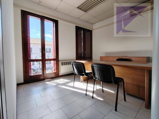 Ufficio in vendita a Massanzago