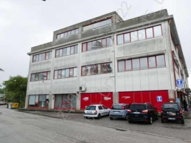 Ufficio in vendita a Matelica