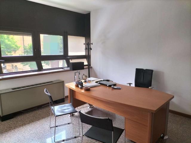 Ufficio in vendita a Modena