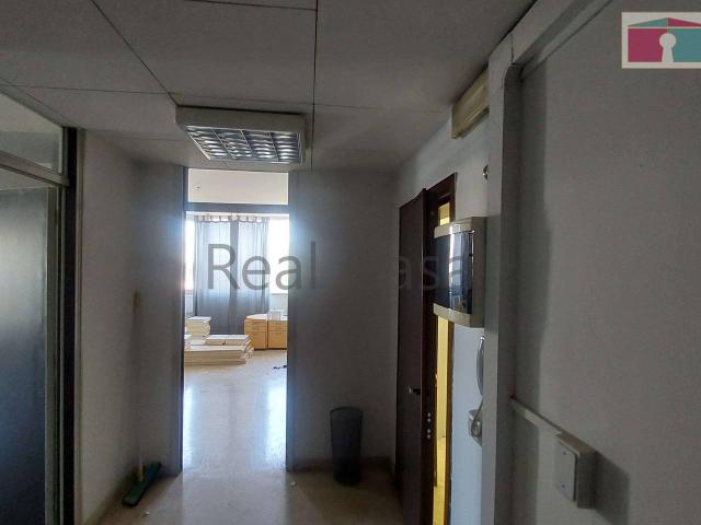 Ufficio in vendita a Modena