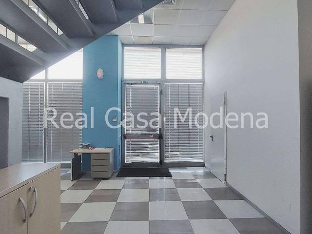 Ufficio in vendita a Modena