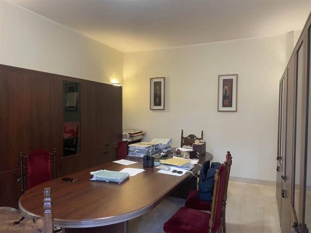 Ufficio in vendita a Mortara